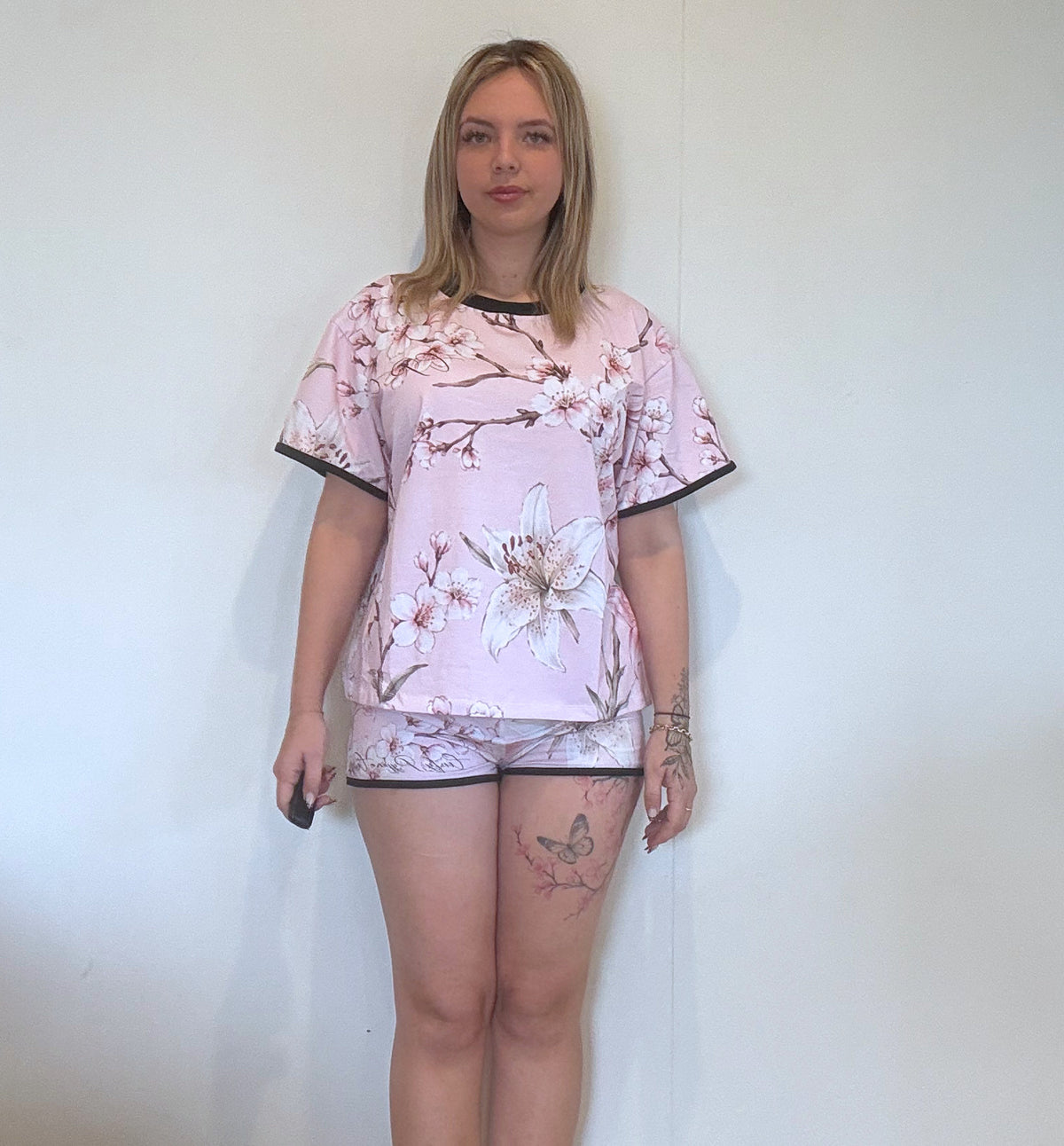 In Bloom short set